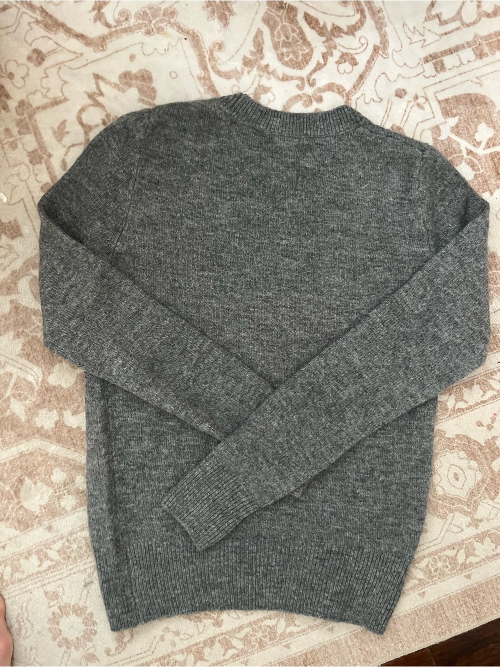 H&M Gray Crewneck Sweater - Picture 4 of 4